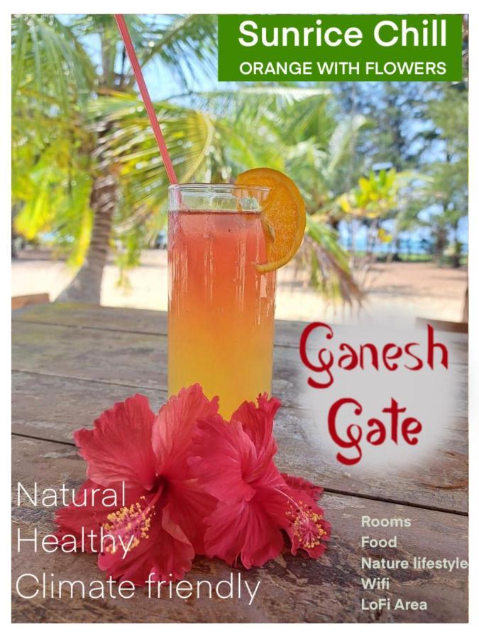 Ganesh Gate Hotel Потувил Екстериор снимка