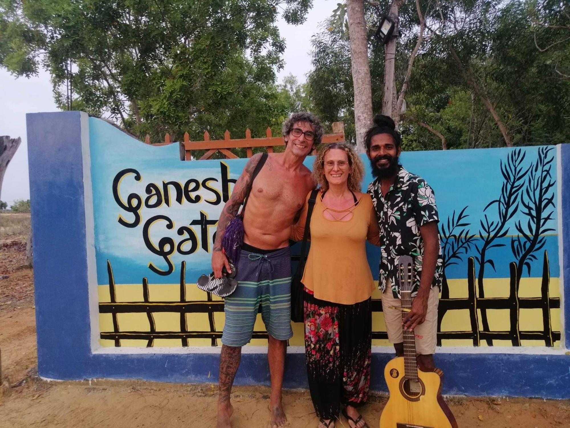 Ganesh Gate Hotel Потувил Екстериор снимка